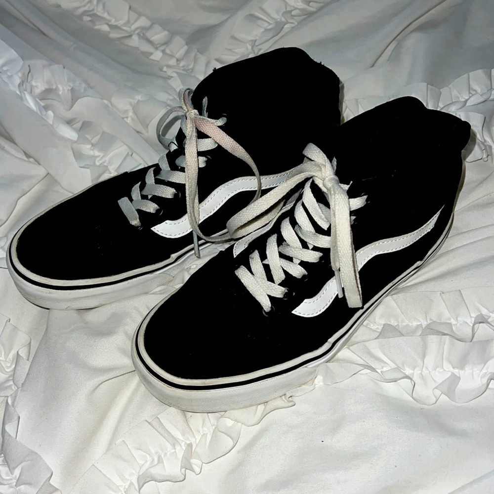 Women’s Black High-top Vans Size 7.5